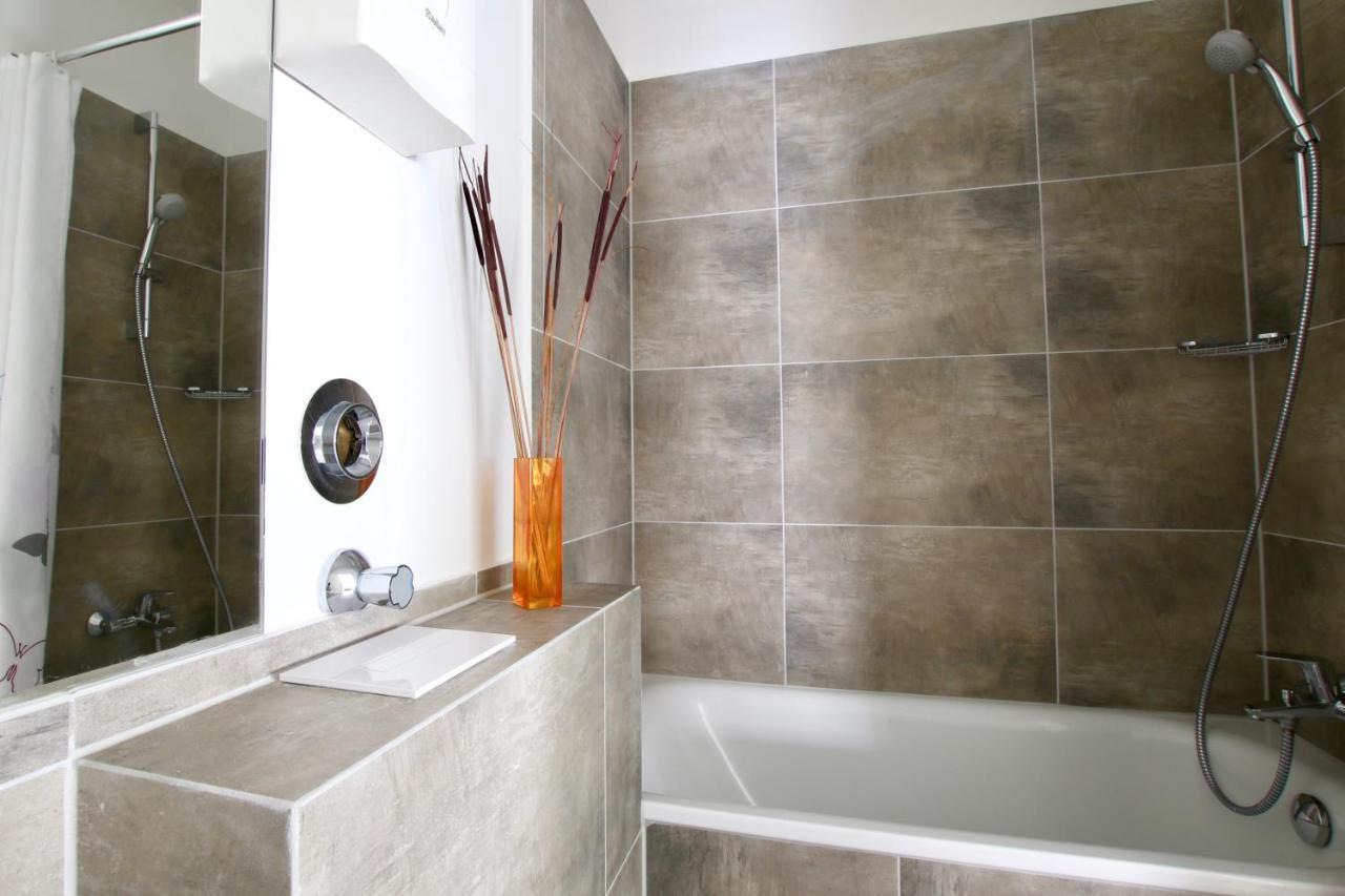 Appartement Arthouse Im Pantaleonsviertel Keulen